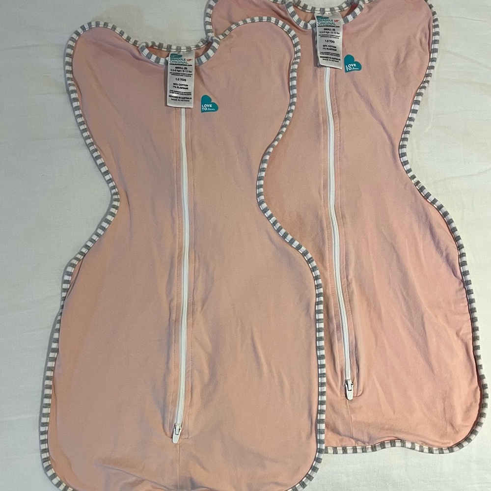 Set of two Love to Dream Swaddles, size S